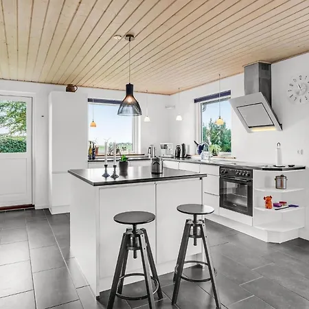 Solovej Xi בית נופש *